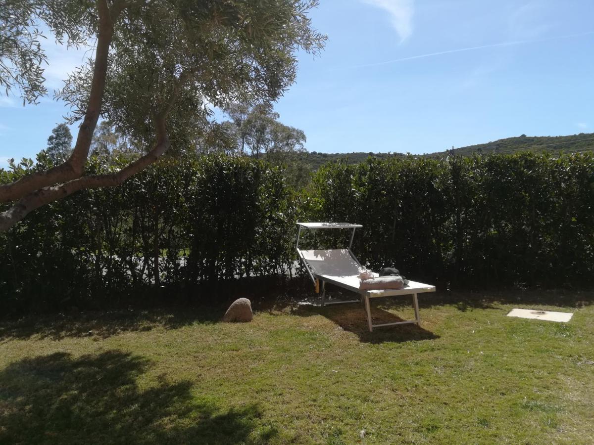 Bed and Breakfast A Lu Ponti Budoni Exterior foto
