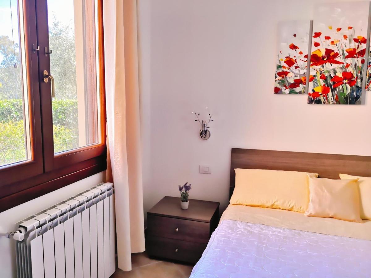 Bed and Breakfast A Lu Ponti Budoni Exterior foto